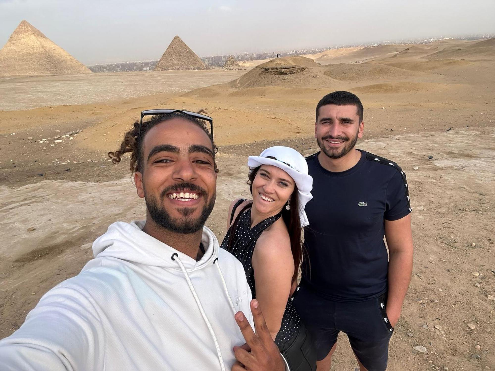 ホテル Eagles Pyramids View Kafret el-Gabal エクステリア 写真