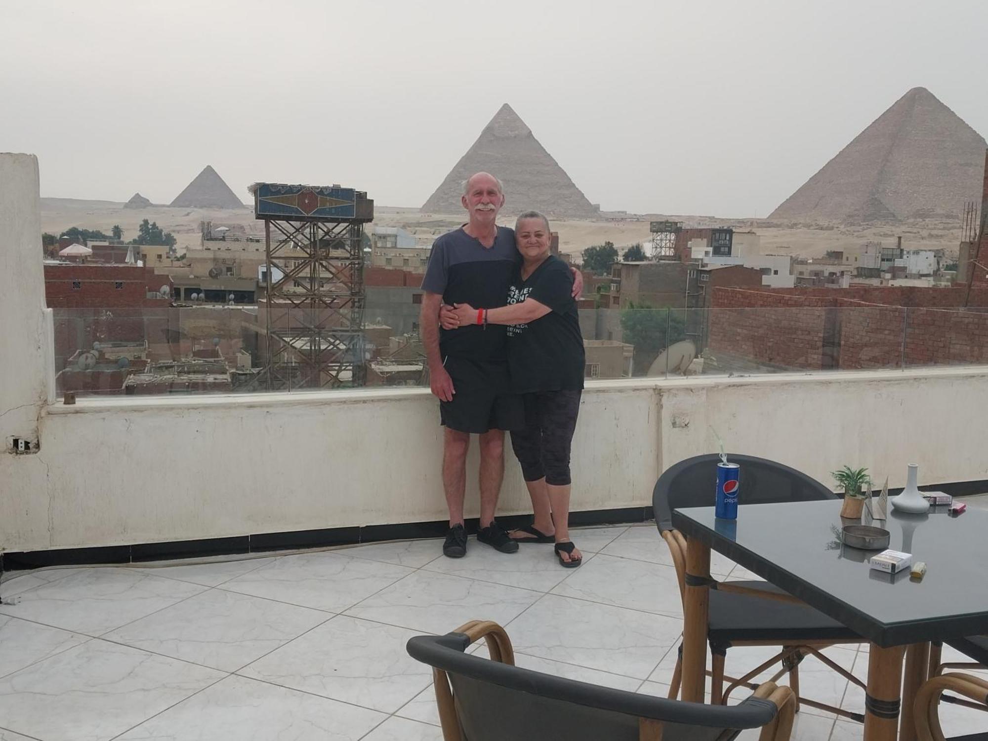 ホテル Eagles Pyramids View Kafret el-Gabal エクステリア 写真
