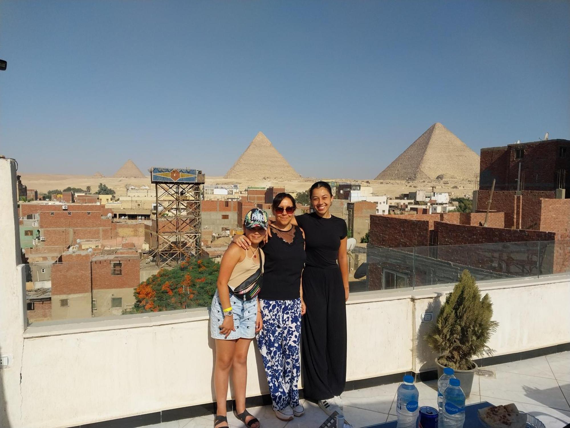 ホテル Eagles Pyramids View Kafret el-Gabal エクステリア 写真